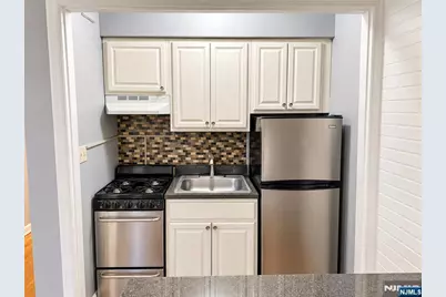 306 Grafton Avenue 1M #1M, Newark, NJ 07104 - Photo 3