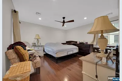 99 Edsall Boulevard, Palisades Park, NJ 07650 - Photo 7