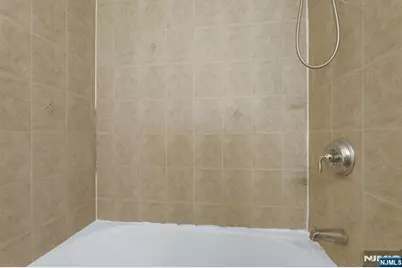 10 Terrace Avenue 11 #11, Hasbrouck Heights, NJ 07604 - Photo 19