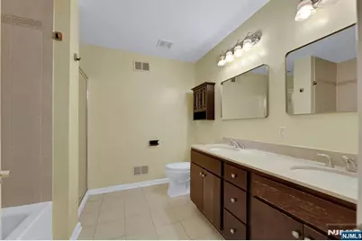 10 Terrace Avenue 11 #11, Hasbrouck Heights, NJ 07604 - Photo 27
