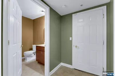 10 Terrace Avenue 11 #11, Hasbrouck Heights, NJ 07604 - Photo 13