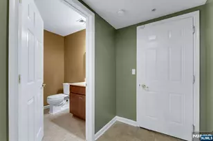 10 Terrace Ave 11, Hasbrouck Heights, NJ 07604 - Photo 13
