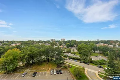 6 Horizon # 807, Fort Lee, NJ 07024 - Photo 5