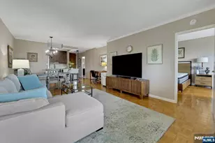 6 Horizon # 807, Fort Lee, NJ 07024 - Photo 13