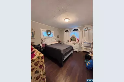 215 Totowa Avenue, Paterson, NJ 07522 - Photo 7