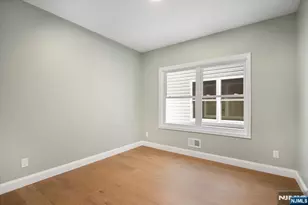 192 Amherst St, East Orange, NJ 07018 - Photo 11