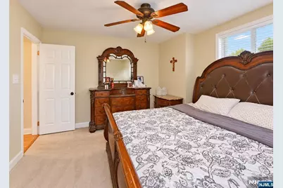 242 Summit Avenue, Bogota, NJ 07603 - Photo 37