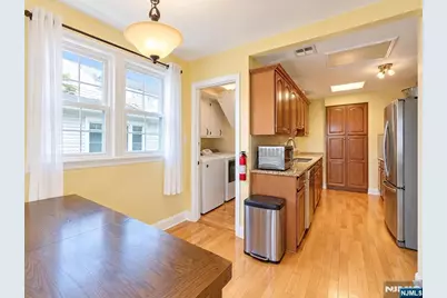 242 Summit Avenue, Bogota, NJ 07603 - Photo 29