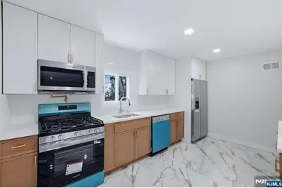 243 15th Street, Bloomfield, NJ 07003 - Photo 5