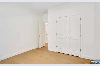 194 Amherst Street, East Orange, NJ 07018 - Photo 21