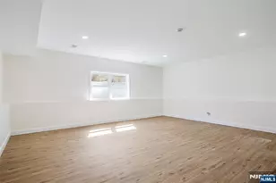 194 Amherst St, East Orange, NJ 07018 - Photo 31