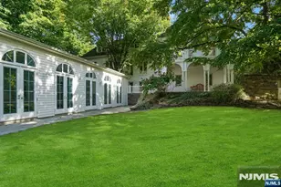 526 Knollwood Rd, Ridgewood, NJ 07450 - Photo 31
