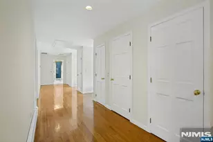 526 Knollwood Rd, Ridgewood, NJ 07450 - Photo 17