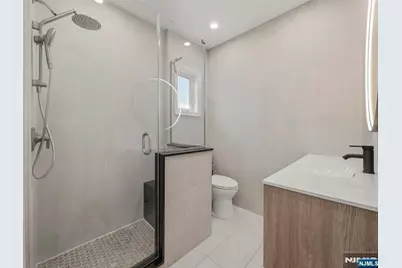 510 9th Street, Carlstadt, NJ 07072 - Photo 21