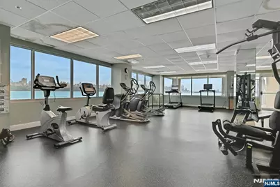 333 The Promenade, Edgewater, NJ 07020 - Photo 19