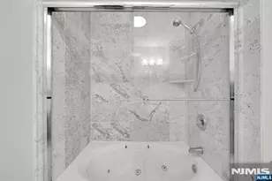 333 The Promenade, Edgewater, NJ 07020 - Photo 17