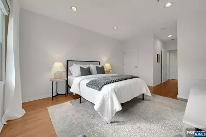 333 The Promenade, Edgewater, NJ 07020 - Photo 15