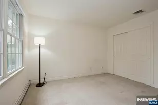305 Huntington Ct, Wyckoff Township, NJ 07481 - Photo 25