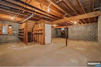 305 Huntington Court, Wyckoff Township, NJ 07481 - Photo 29