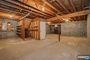 305 Huntington Ct, Wyckoff Township, NJ 07481 - Photo 29