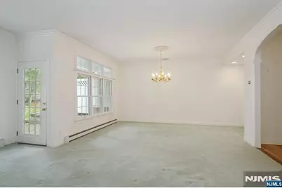 305 Huntington Court, Wyckoff Township, NJ 07481 - Photo 15