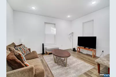 76 Amherst Street, East Orange, NJ 07018 - Photo 5