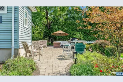 152 Hill Street, Midland Park, NJ 07432 - Photo 41