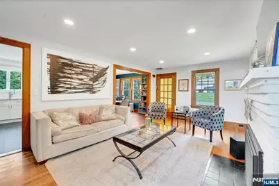 152 Hill Street, Midland Park, NJ 07432 - Photo 7