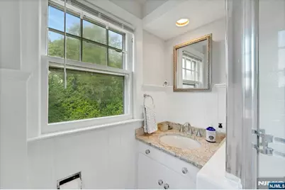 152 Hill Street, Midland Park, NJ 07432 - Photo 25