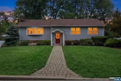 662 Calvin Street, Washington Township, NJ 07676 - Photo 3