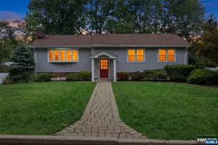662 Calvin St, Washington Township, NJ 07676 - Photo 3