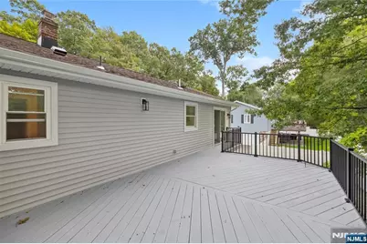 662 Calvin Street, Washington Township, NJ 07676 - Photo 33