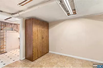 574 Tilden Avenue, Teaneck Township, NJ 07666 - Photo 15