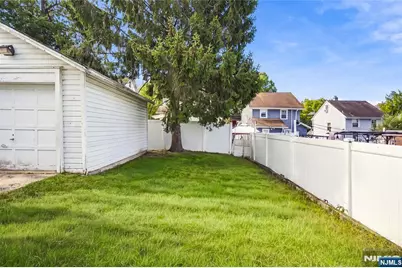 574 Tilden Avenue, Teaneck Township, NJ 07666 - Photo 21