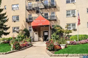 2205 N Central 3F, Fort Lee, NJ 07024 - Photo 3