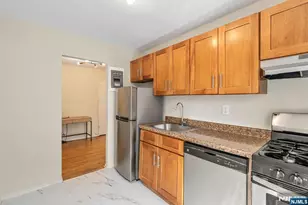 2205 N Central 3F, Fort Lee, NJ 07024 - Photo 11
