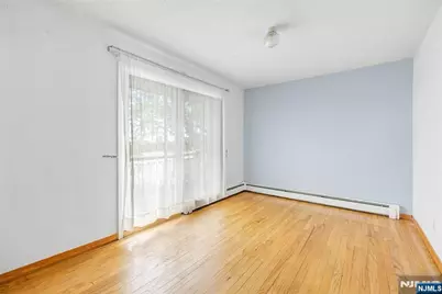 261 10th Street, Palisades Park, NJ 07650 - Photo 33