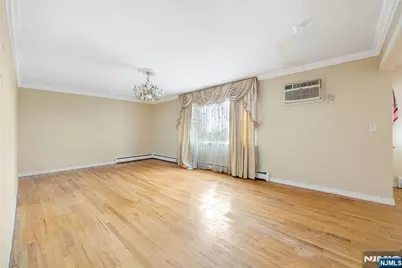 261 10th Street, Palisades Park, NJ 07650 - Photo 17
