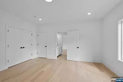 8 Sparrowbush Road, Mahwah, NJ 07430 - Photo 33