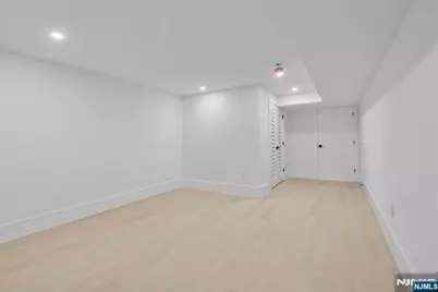 8 Sparrowbush Road, Mahwah, NJ 07430 - Photo 43