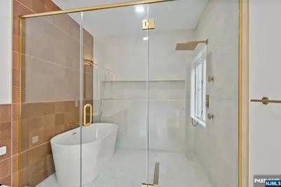 8 Sparrowbush Road, Mahwah, NJ 07430 - Photo 23