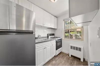 1267 Anderson Avenue 32 #32, Fort Lee, NJ 07024 - Photo 9