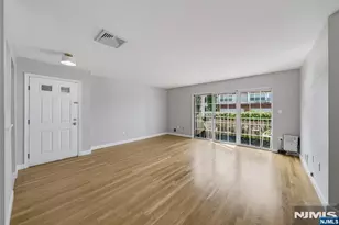 400 Crown Ct 581, Edgewater, NJ 07020 - Photo 5