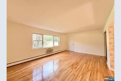 8 Rolling Ridge Road A #A, Montvale, NJ 07645 - Photo 3