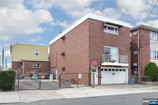 412 Walker 3, Fairview, NJ 07022 - Photo 3
