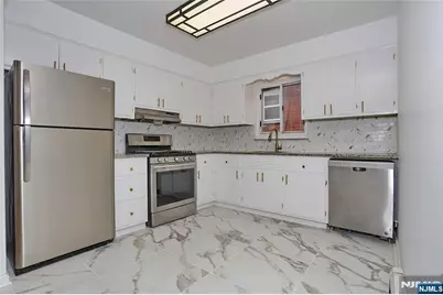 412 Walker 3 #3, Fairview, NJ 07022 - Photo 9