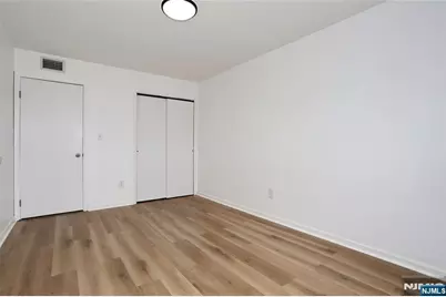 412 Walker 3 #3, Fairview, NJ 07022 - Photo 17