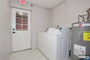 412 Walker 3, Fairview, NJ 07022 - Photo 17
