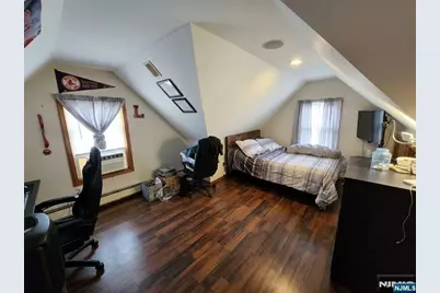 435 Washington Street 2nd Floor #2nd floor, Carlstadt, NJ 07072 - Photo 9