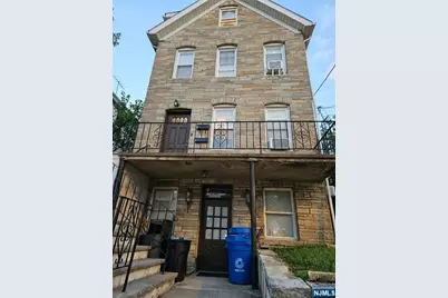 435 Washington Street 2nd Floor #2nd floor, Carlstadt, NJ 07072 - Photo 1
